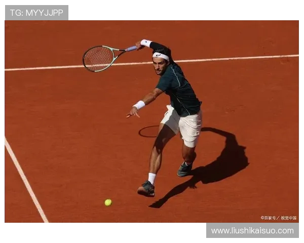 网球运动中的技术进阶与战术应用解析及其对运动员心理素质的影响