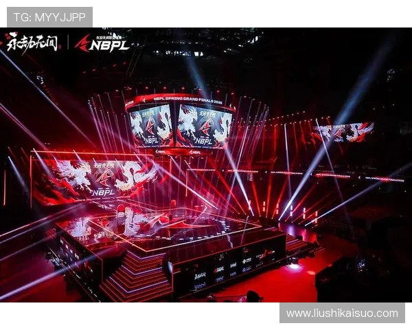 电竞赛事比分实时更新，战队激战正酣，精彩对决全程回顾与分析