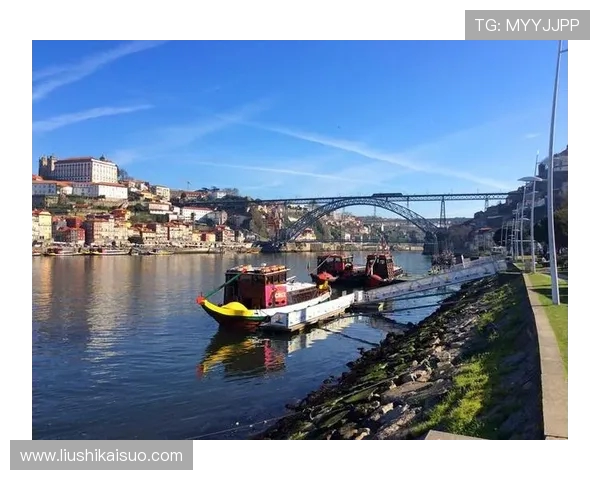 波尔图周边城市文化探秘与自然风光一日游路线推荐