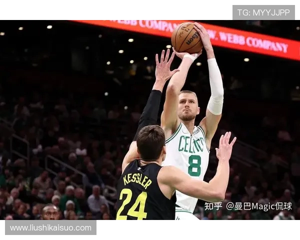 凯尔特人对阵爵士精彩比赛录像回放分析与精彩瞬间回顾