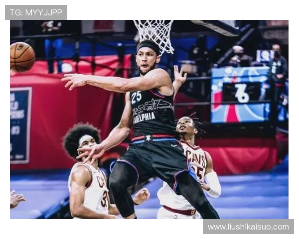 布克与西蒙斯的对决谁能在NBA赛场上更胜一筹